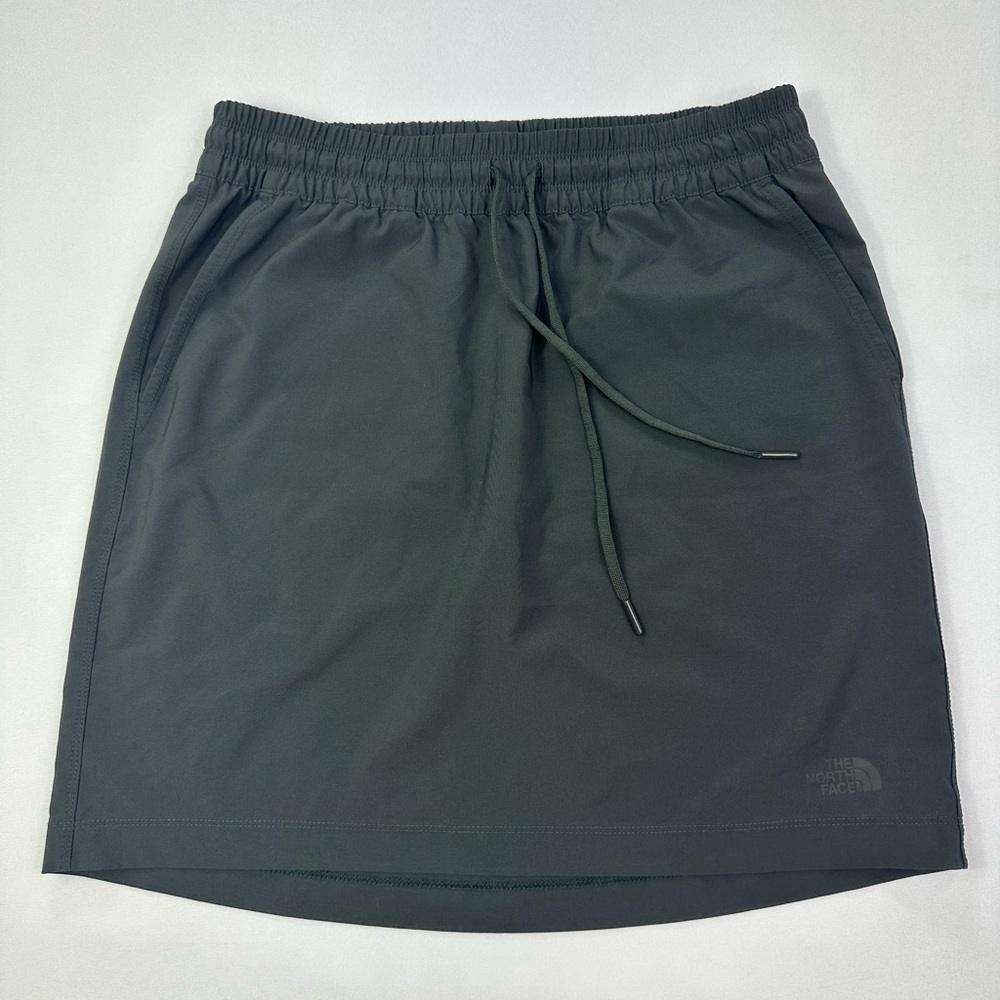 The north face skirt with pockets charcoal size small